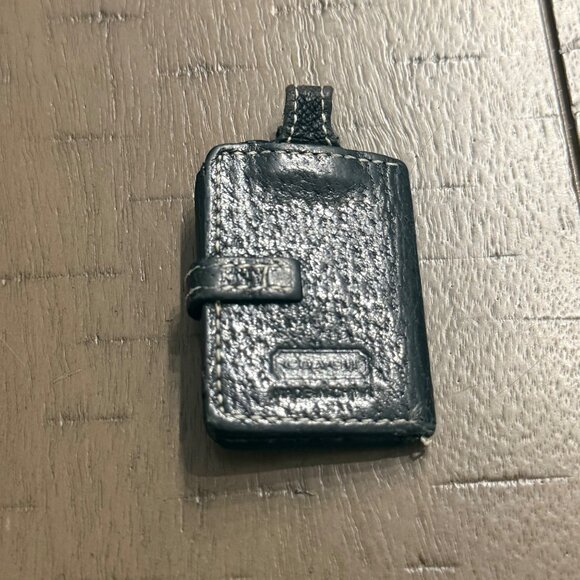 Vintage COACH 'Bonnie' Picture Frame Enamel Black Leather Key Fob Charm Y2K - Picture 3 of 5